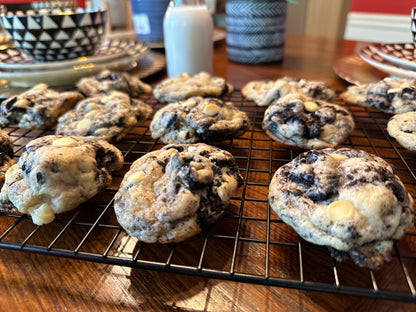 Cookies & Cream Cookies