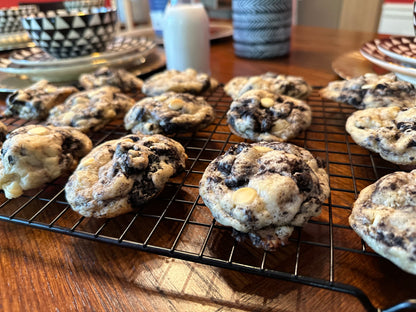 Cookies & Cream Cookies