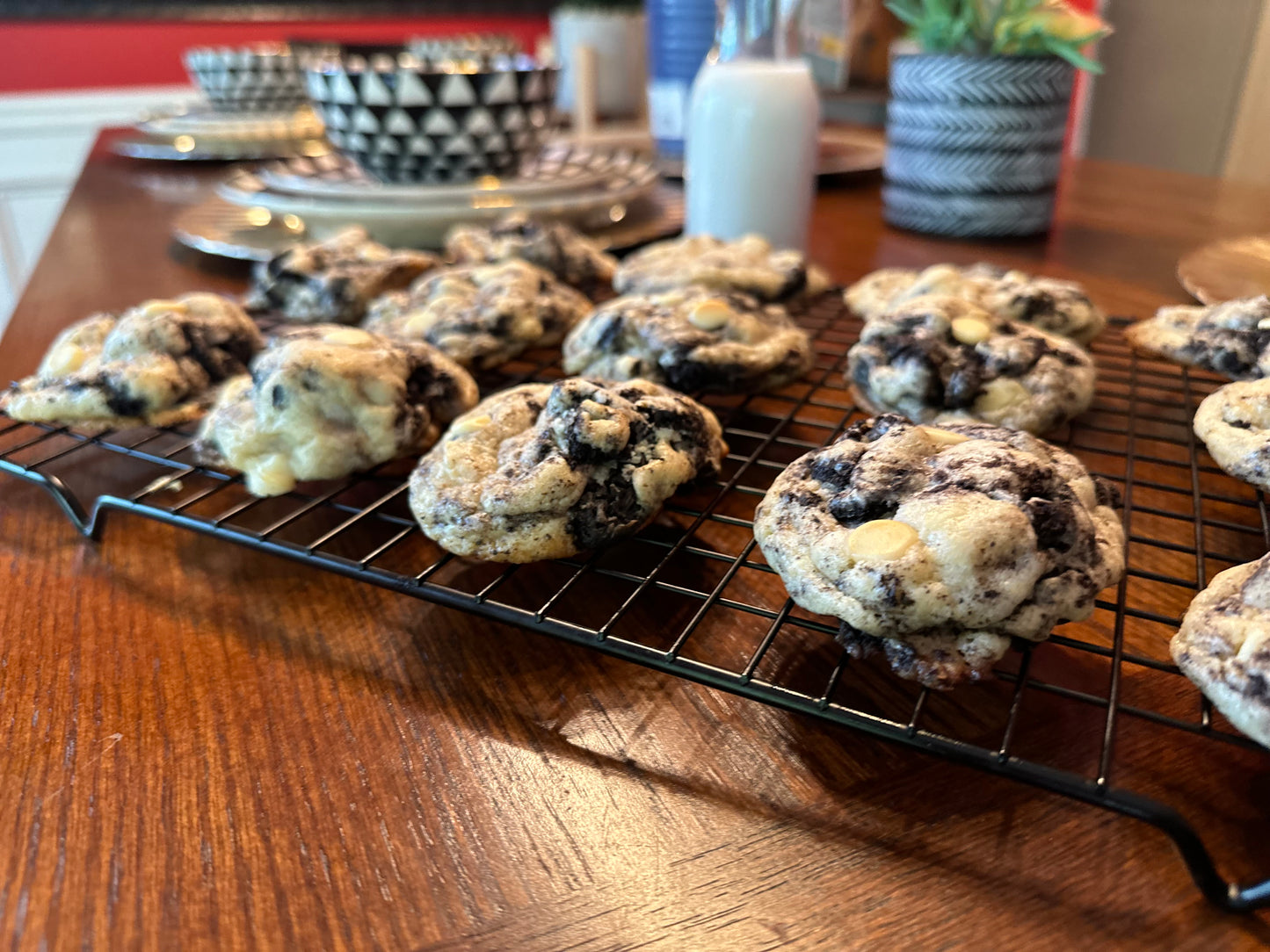 Cookies & Cream Cookies